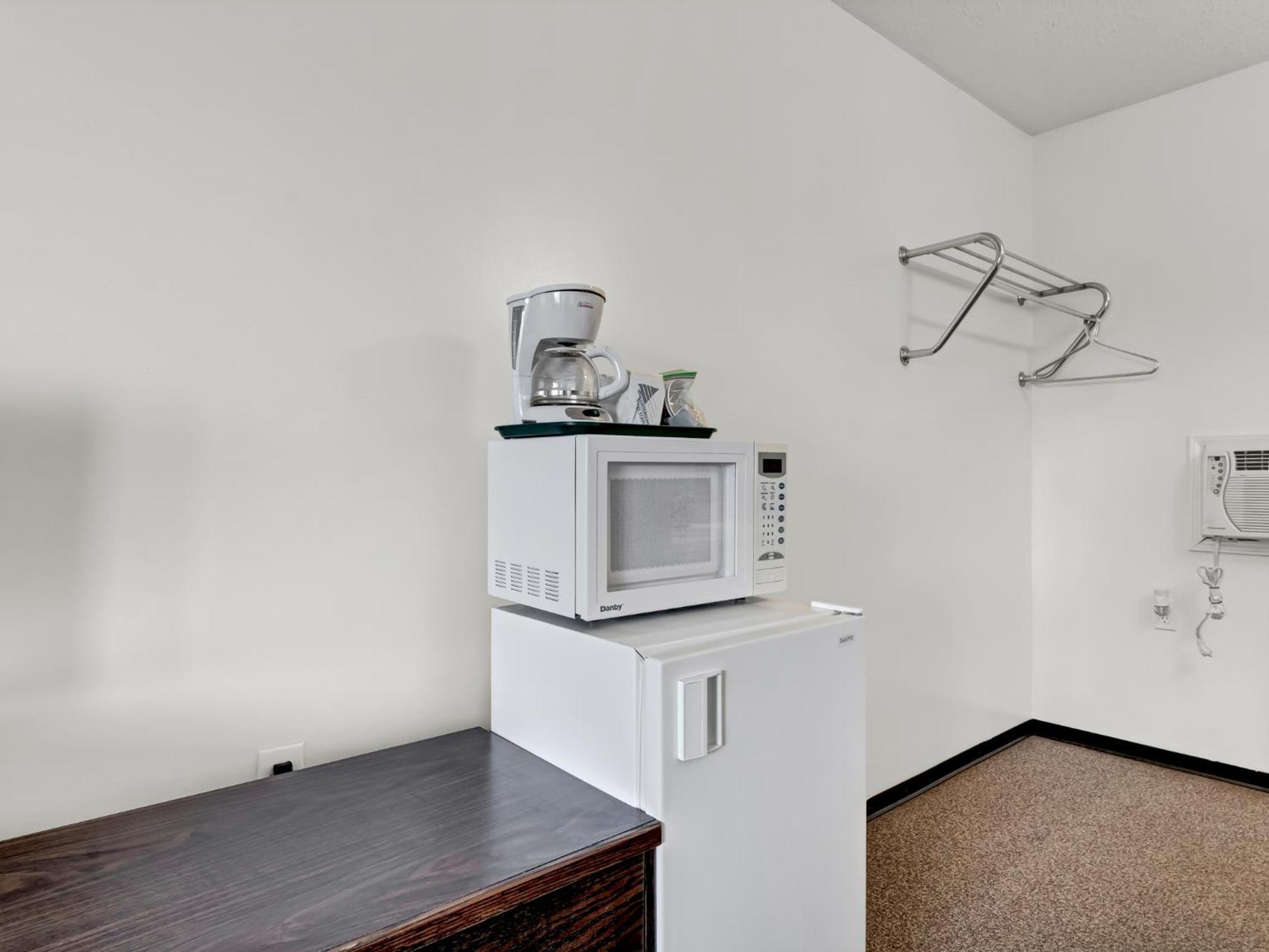 Ranchmen Motel Medicine Hat Esterno foto