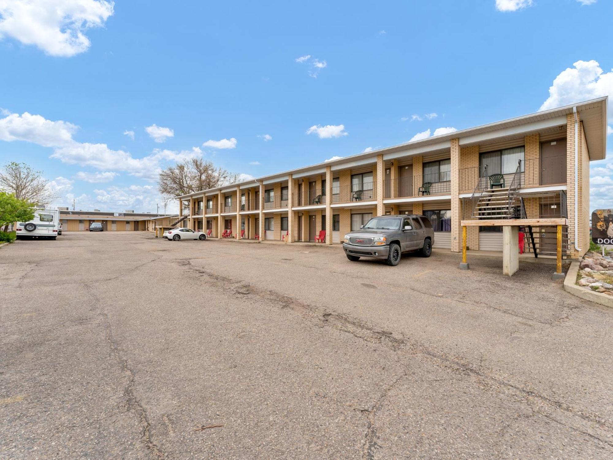Ranchmen Motel Medicine Hat Esterno foto