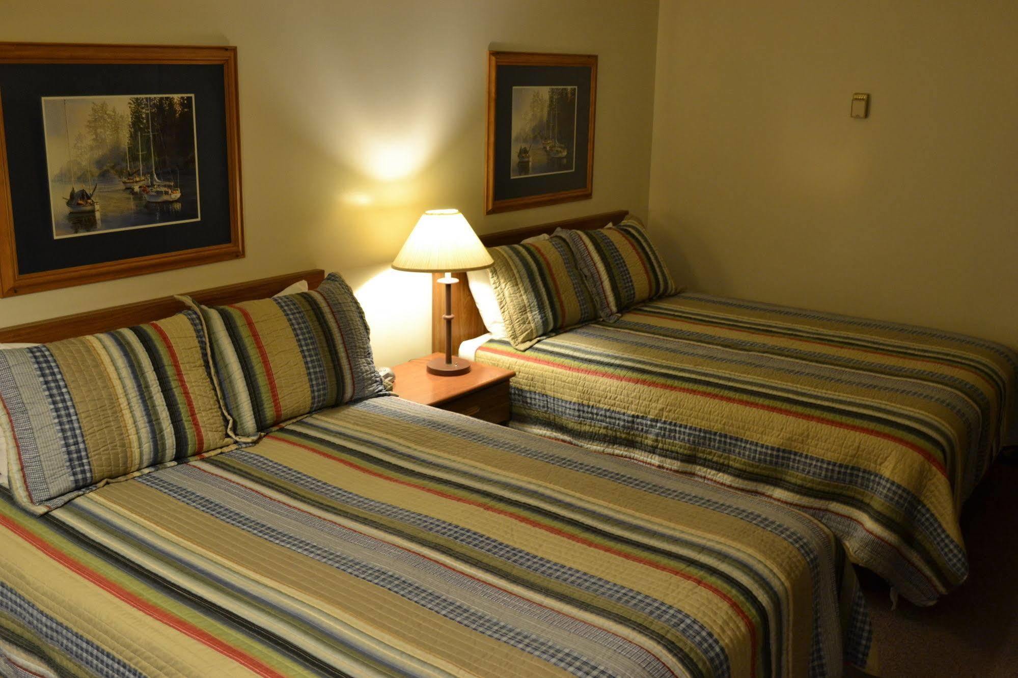 Ranchmen Motel Medicine Hat Esterno foto